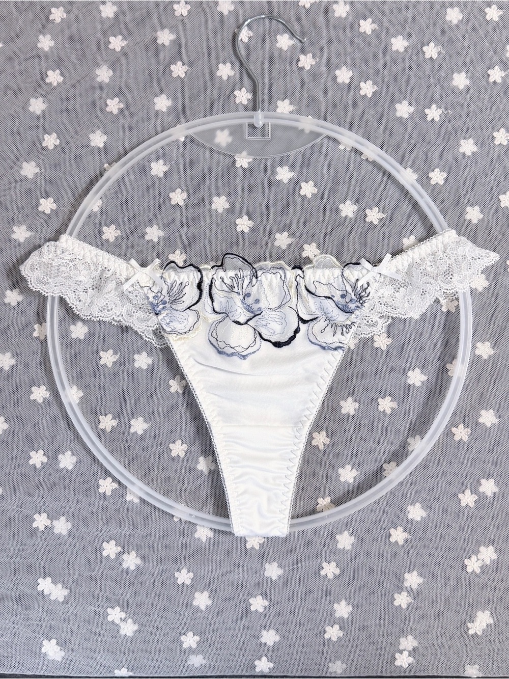 US-S/JP-L Japanese Brand Floral Embroidered Lace Ruffle Nylon Thong Panty